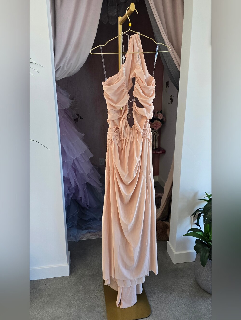 Mew Mews Elegant Blush Ruched Halter Evening Wet Dress